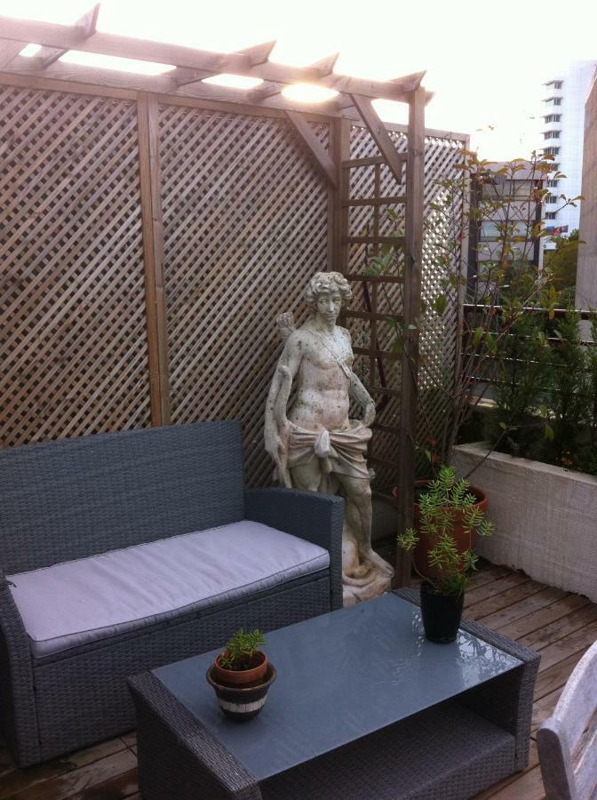 Apartment Garden Music *